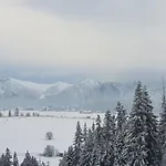 Dom Z Widokiem Na Góry I Prywatnym Jacuzzi W Zębie Willa Ząb
