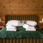 Dom Z Widokiem Na Gory I Prywatnym Jacuzzi W Zebie * 扎布