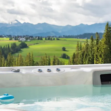 Dom Z Widokiem Na Gory I Prywatnym Jacuzzi W Zebie וילה זאוב