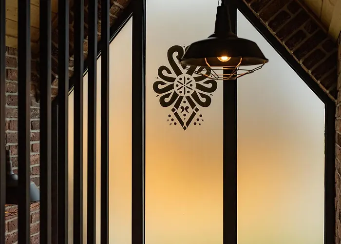 Dom Z Widokiem Na Gory I Prywatnym Jacuzzi W Zebie *